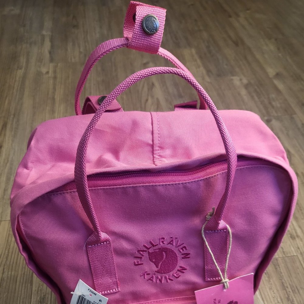 NWT.26.Fjallraven Re-kanken Water Resistant Backpack in Pink Rose women-Girls@24 - Picture 3 of 9